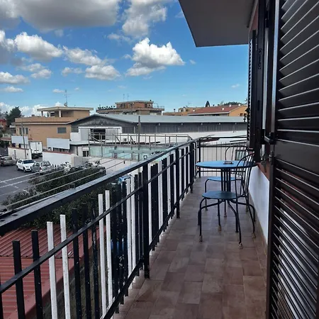 Konukevi Roxy's In 4*